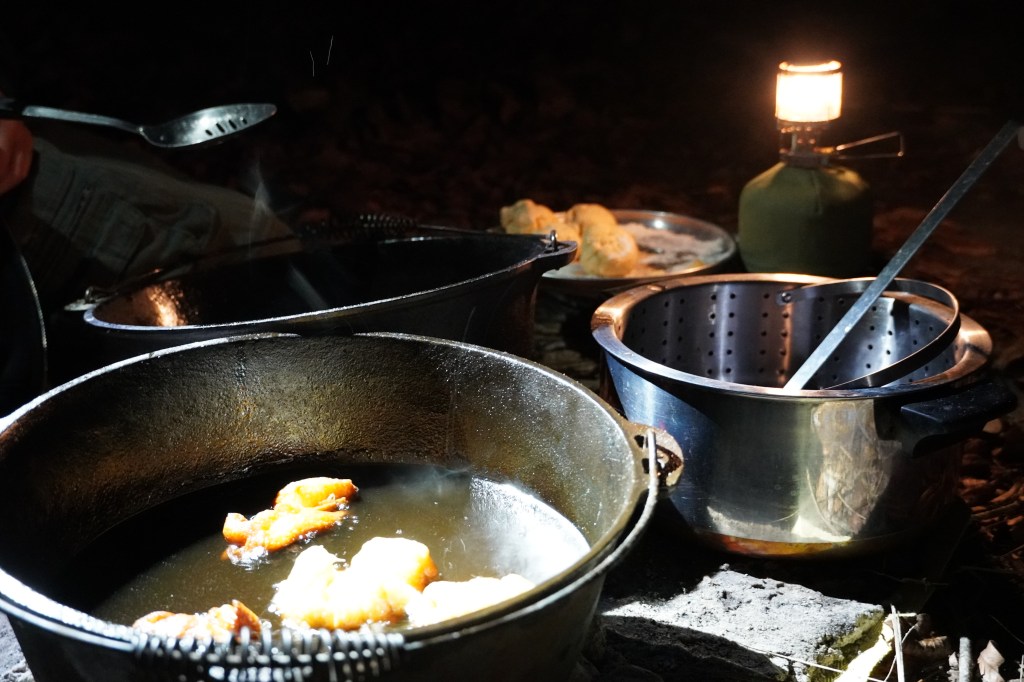 🍩 Dutch Oven Donuts for International Donut&nbsp;Day